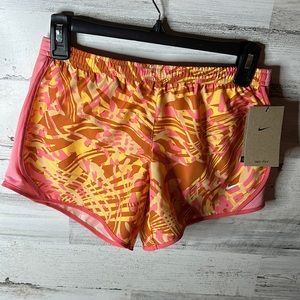 Nike Kids Running Shorts Size L NEW
